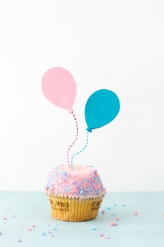 DIY-Balloon-Cupcake-Toppers8-600x900