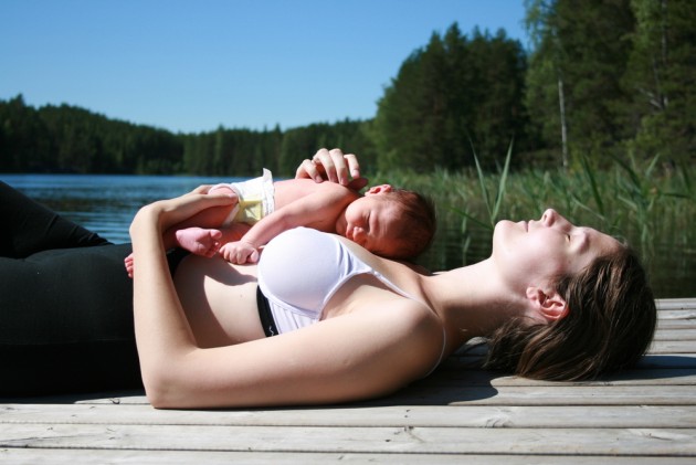 banho de sol no bebê